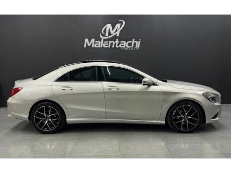 MERCEDES-BENZ CLA 200 1.6 4P FIRST EDITION TURBO AUTOMATIZADO, Foto 6
