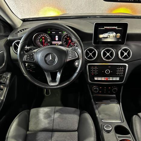 MERCEDES-BENZ GLA 200 1.6 16V 4P FLEX CGI STYLE TURBO AUTOMTICO, Foto 7