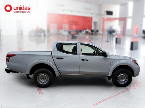 MITSUBISHI L 200 Triton , Foto 8