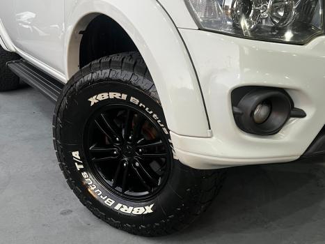 MITSUBISHI L 200 Triton , Foto 2