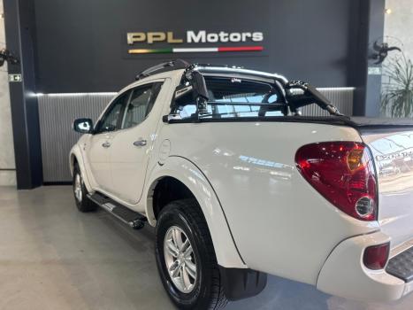 MITSUBISHI L 200 Triton , Foto 10