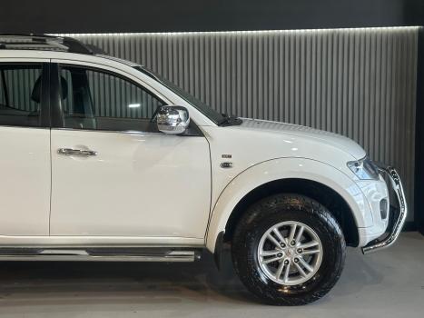 MITSUBISHI L 200 Triton , Foto 11