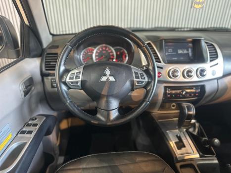 MITSUBISHI L 200 Triton , Foto 12