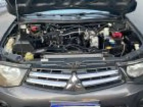 MITSUBISHI L 200 Triton 2.4 16V FLEX HLS CABINE DUPLA, Foto 14