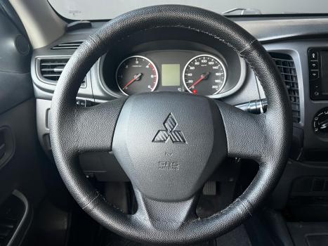 MITSUBISHI L 200 Triton 2.4 16V SPORT GLS CABINE DUPLA TURBO DIESEL AUTOMTICO, Foto 10