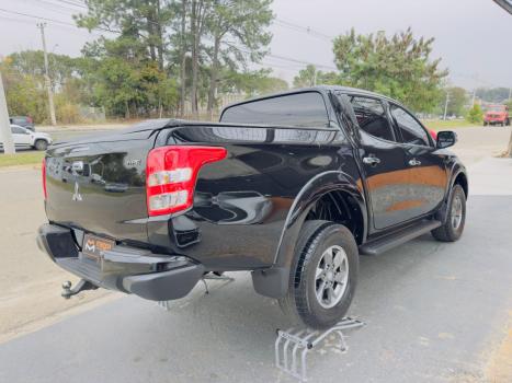 MITSUBISHI L 200 Triton , Foto 18