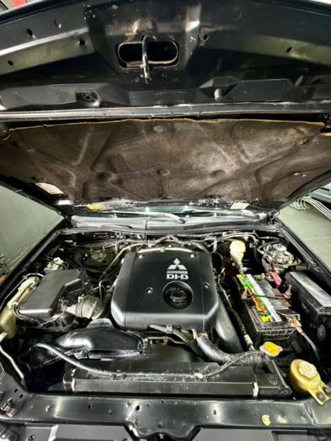 MITSUBISHI Pajero 3.2 16V 4P 4X4 HPE TURBO DIESEL INTERCOOLER AUTOMTICO, Foto 14