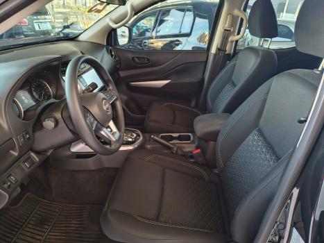 NISSAN Frontier 2.3 ATTACK CABINE DUPLA 4X4 BI-TURBO DIESEL AUTOMTICO, Foto 17