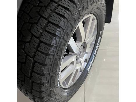 NISSAN Frontier 2.5 SL 4X4 TURBO DIESEL CABINE DUPLA AUTOMTICO, Foto 12