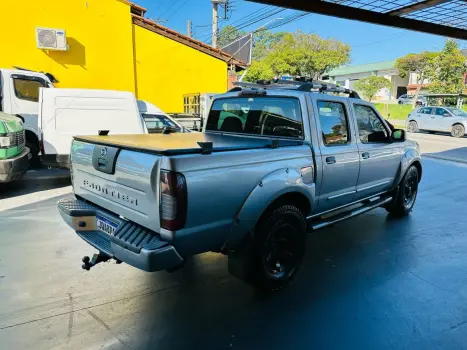 NISSAN Frontier 2.8 XE TURBO DIESEL CABINE DUPLA, Foto 4