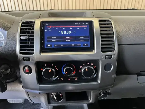 NISSAN Frontier , Foto 15
