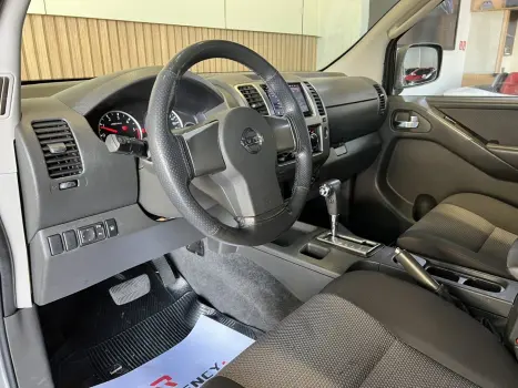 NISSAN Frontier , Foto 17