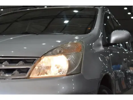 NISSAN Grand Livina 1.8 16V 4P SL FLEX AUTOMTICO, Foto 9