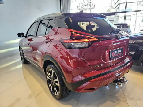 NISSAN Kicks 1.6 16V 4P FLEXSTART EXCLUSIVE XTRONIC AUTOMTICO CVT, Foto 2