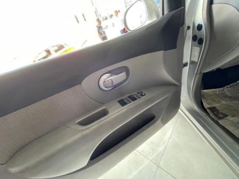 NISSAN Livina 1.8 16V SL 4P FLEX, Foto 6