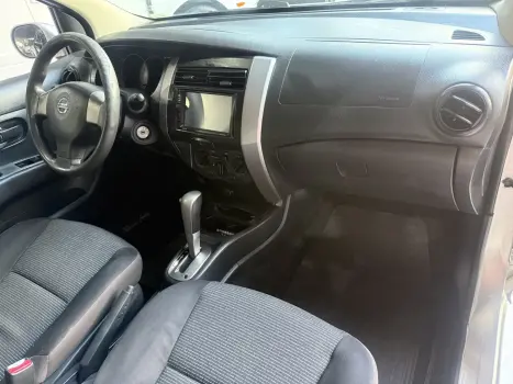NISSAN Livina 1.8 16V 4P S FLEX AUTOMTICO, Foto 3