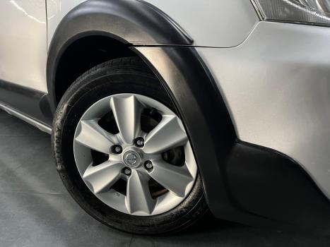 NISSAN Livina 1.8 16V 4P SL X-GEAR FLEX AUTOMTICO, Foto 2
