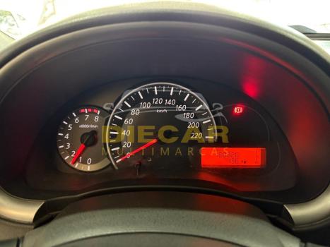 NISSAN March 1.0 12V 4P S FLEX, Foto 16