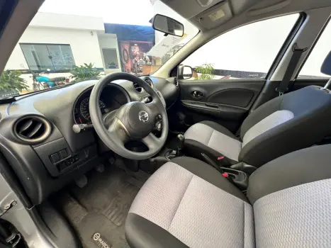 NISSAN March 1.0 12V 4P S FLEX, Foto 20