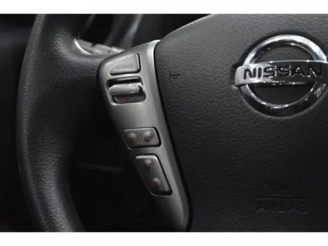 NISSAN March 1.0 16V 4P SV FLEX, Foto 5