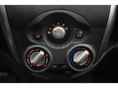 NISSAN March 1.0 16V 4P SV FLEX, Foto 7