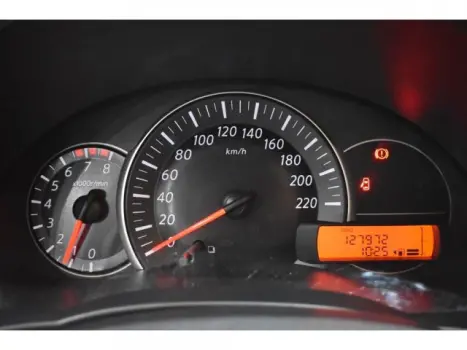 NISSAN March 1.0 16V 4P SV FLEX, Foto 10