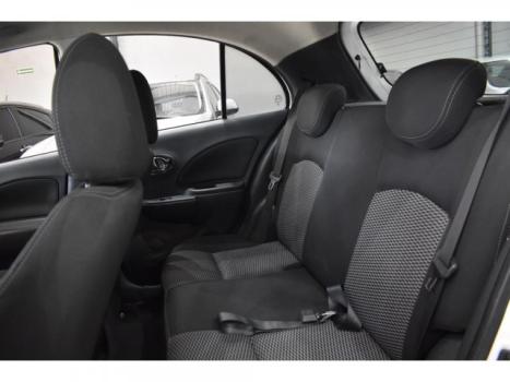 NISSAN March 1.0 16V 4P SV FLEX, Foto 6