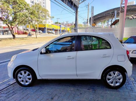NISSAN March 1.6 16V 4P SV FLEX, Foto 6