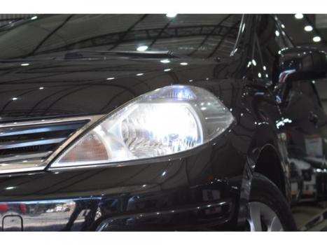 NISSAN Tiida Hatch 1.8 16V 4P S FLEX, Foto 2