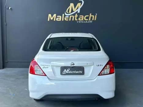 NISSAN Versa Sedan , Foto 8