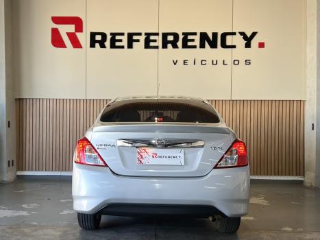 NISSAN Versa Sedan , Foto 4