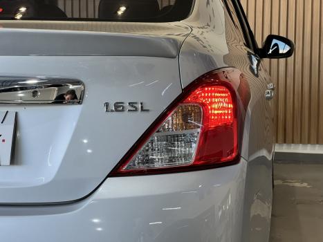 NISSAN Versa Sedan , Foto 7