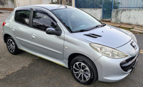 PEUGEOT 207 Hatch 1.4 4P XR FLEX, Foto 2