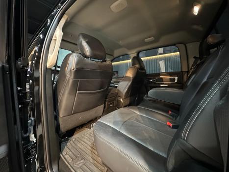 RAM Classic 5.7 V8 32V 4P HEMI LARAMIE AUTOMTICO, Foto 15