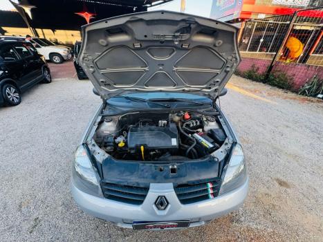 RENAULT Clio Hatch 1.0 16V 4P FLEX AUTHENTIQUE, Foto 12