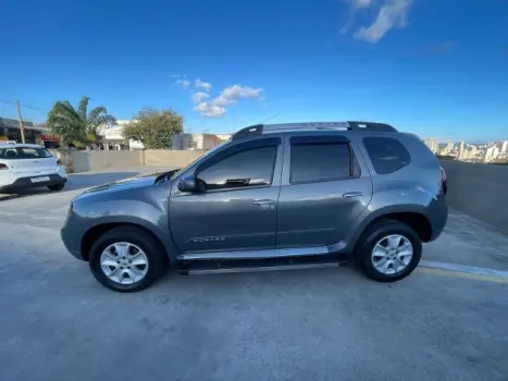 RENAULT Duster 2.0 16V 4P FLEX DYNAMIQUE AUTOMTICO, Foto 2