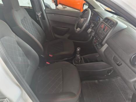 RENAULT Kwid 1.0 12V 4P SCE FLEX ZEN, Foto 10