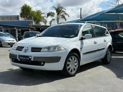 RENAULT Megane Grand Tour 1.6 16V 4P FLEX DYNAMIQUE, Foto 2
