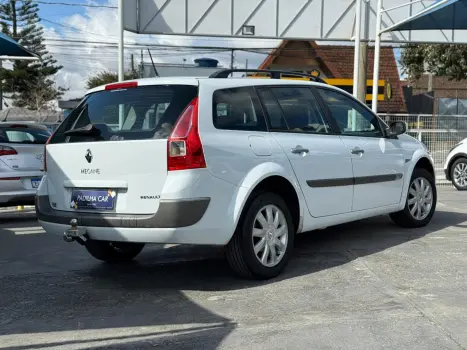 RENAULT Megane Grand Tour 1.6 16V 4P FLEX DYNAMIQUE, Foto 4
