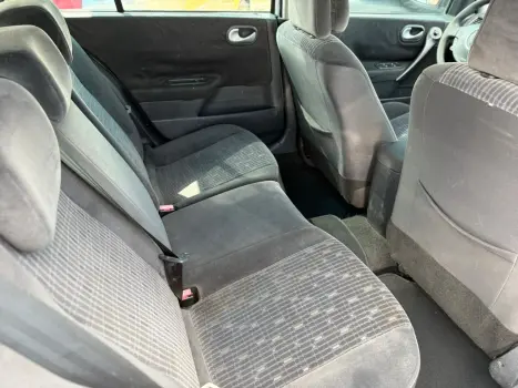 RENAULT Megane Grand Tour 1.6 16V 4P FLEX DYNAMIQUE, Foto 11