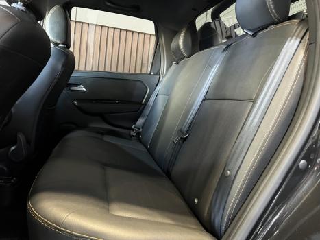 RENAULT Oroch 1.3 16V 4P INTENSE TURBO TCe AUTOMTICO CVT, Foto 20
