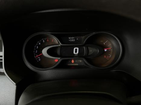 RENAULT Oroch , Foto 9
