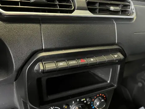 RENAULT Oroch , Foto 13