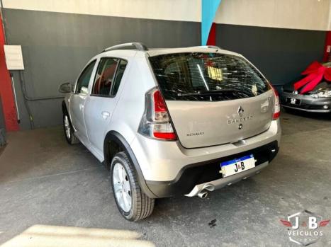 RENAULT Sandero 1.6 16V 4P FLEX STEPWAY AUTOMTICO, Foto 9