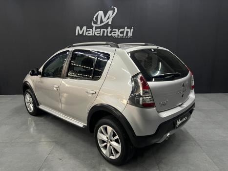 RENAULT Sandero 1.6 16V 4P FLEX STEPWAY AUTOMTICO, Foto 3