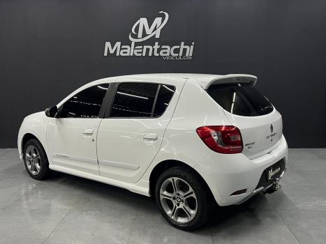 RENAULT Sandero , Foto 3