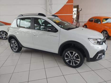 RENAULT Stepway 1.6 16V 4P FLEX ICONIC X-TONIC AUTOMTICO CVT, Foto 4
