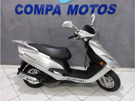 SUZUKI Burgman 125 , Foto 1