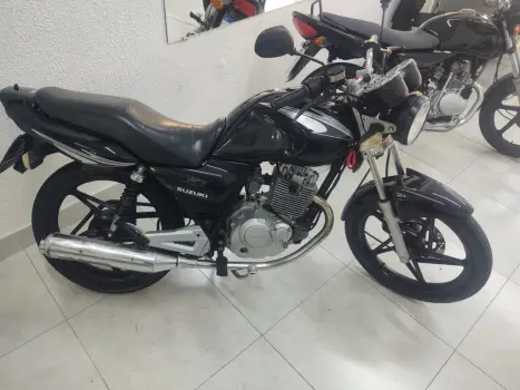 SUZUKI Yes 125 EN, Foto 10