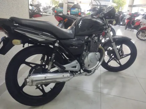 SUZUKI Yes 125 EN, Foto 11